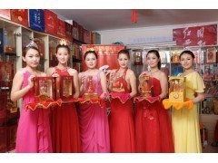 陜西西鳳酒營(yíng)銷 傳統(tǒng)佳釀借勢(shì)日用百貨渠道，開拓招商加盟新版圖